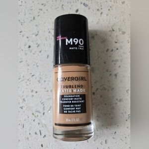 Covergirl TruBlend Matte Made Foundation - M90 New